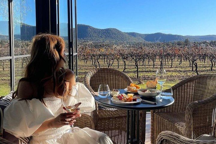 Hunter Valley Small-Group Day Tour by Mercedes Van: Krinklewood, 1813, Keith Tulloch (2/12)