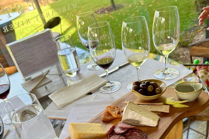 Private Margaret River Winery Tour in a 1964 Chevy Belair Classic Car, 6 Hours with Lunch (5/11)