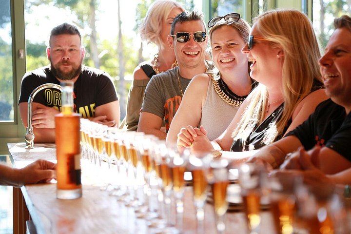 Margaret River Wineries, Brewery and Chocolate Day Tour with Lunch, 6 Hours (1/5)