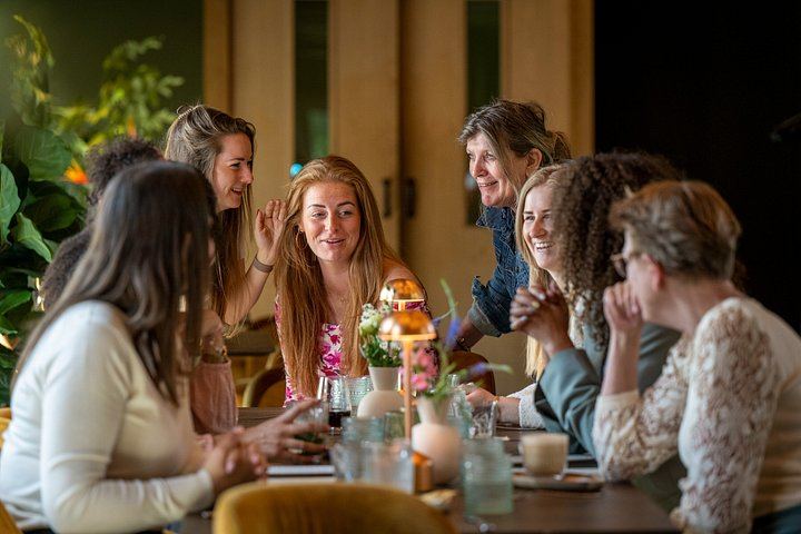 Margaret River Boutique and Established Winery Tour with À La Carte Lunch (9/12)