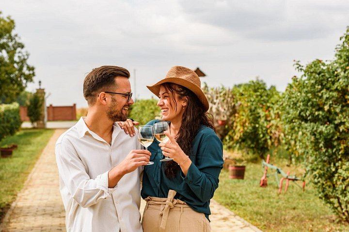 Private Full-Day Margaret River Tour: Yahava Coffee, Three Wineries, Chocolate, Beer (2/5)