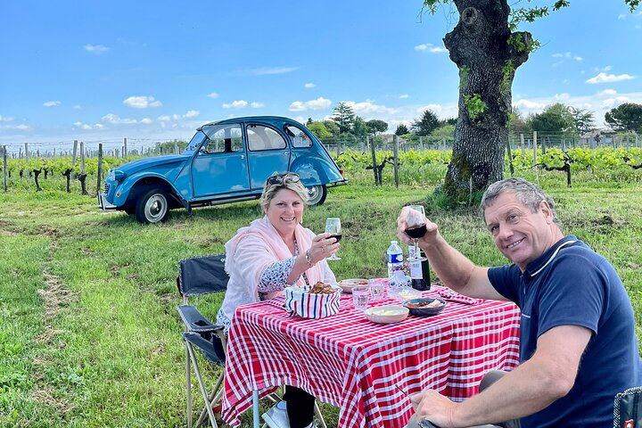 Private Half-Day Margaux and Médoc Tour in a Citroën 2CV with Two Château Tastings (2/10)