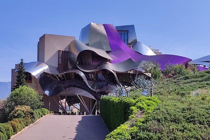 Marques de Riscal and Ysios Wine Tour with Three-Course Lunch from Bilbao (2/12)