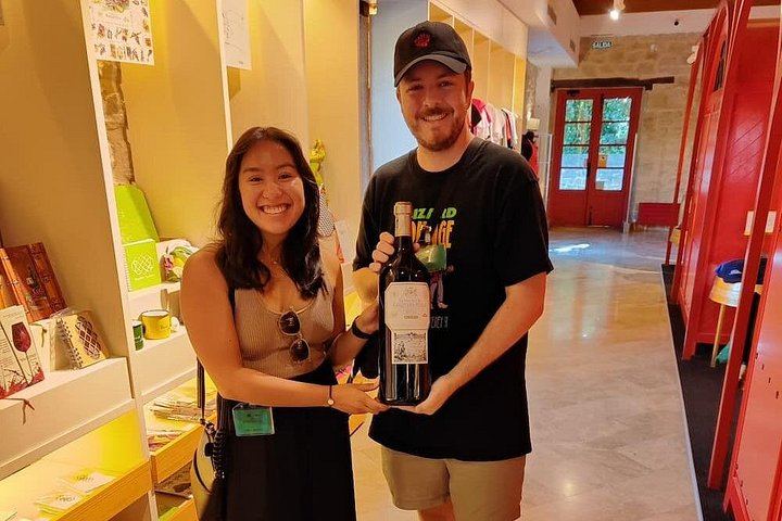 Marques de Riscal and Ysios Wine Tour with Three-Course Lunch from Bilbao (6/12)