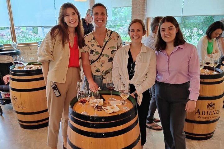 Marques de Riscal and Ysios Wine Tour with Three-Course Lunch from Bilbao (7/12)