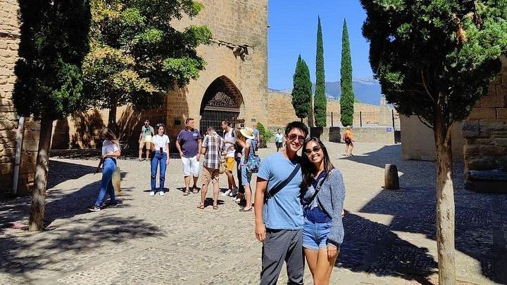 Marques de Riscal and Ysios Wine Tour with Three-Course Lunch from Bilbao (4/12)