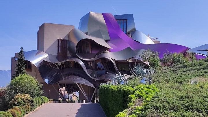 Marques de Riscal and Ysios Wine Tour with Three-Course Lunch from Bilbao (2/12)