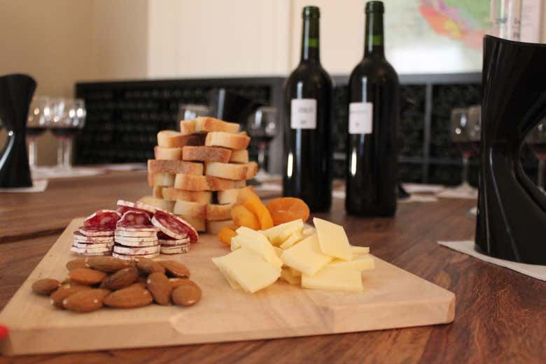 Médoc Wine Tour from Place des Quinconces in Bordeaux with a 5-Wine Tasting Workshop (4/9)