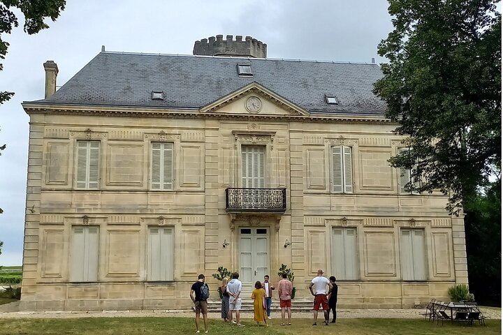 Half-Day Médoc Red Wine Tour from the Cité du Vin: Two Wineries, Six Wines, Margaux (9/12)
