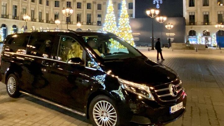 Private Champagne Day from Paris by Mercedes: Moët & Chandon, Taittinger, Four Tastings (4/12)