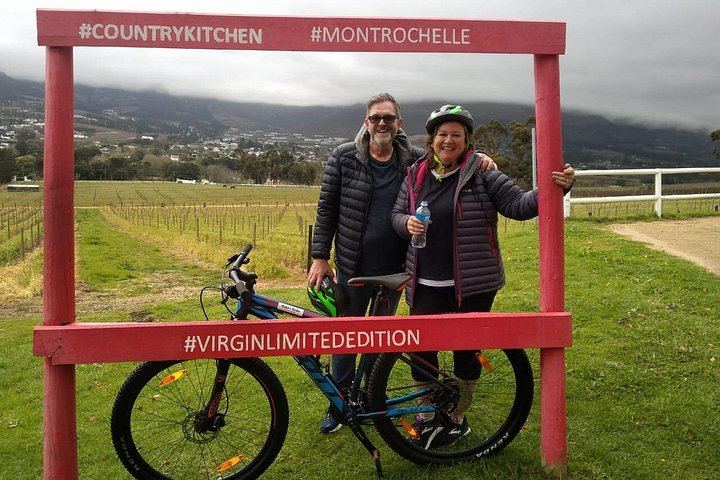 Private Half-Day Sip & Cycle in Franschhoek, Wine Pairing (12/12)