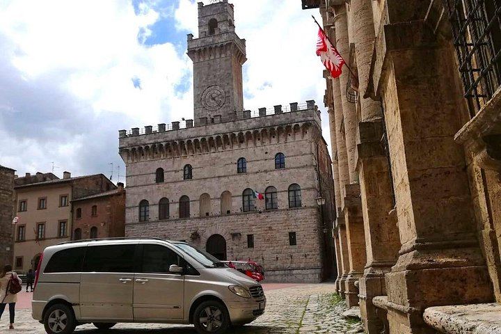 Small-Group Brunello and Montepulciano Wine Day from Cortona in a 9-Seat Minivan (8/12)