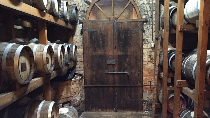Montepulciano Guided Wine Tour: Three Vino Nobile Estates, Tastings, Lunch at the Second (1/9)