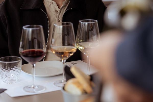Fattoria Svetoni Winery Visit and 3-Wine Tasting with Olive Oil, Montepulciano Countryside