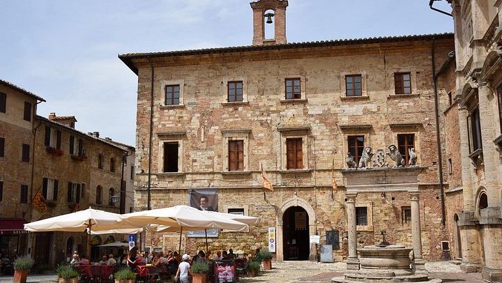 Wine Tasting with Typical Tuscan Lunch in an Ancient Cellar, Talosa, Montepulciano (1/8)