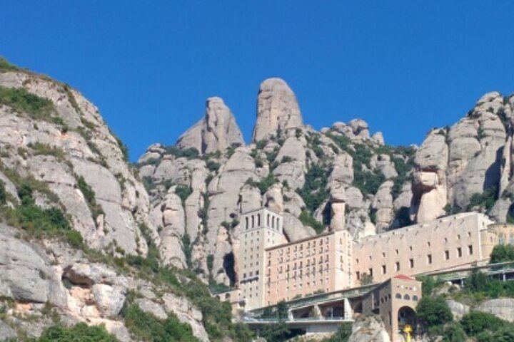 Private Day Trip from Barcelona: Montserrat Monastery, Catalan Lunch and Penedès Winery (1/5)