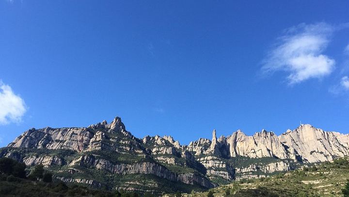 Private Montserrat and Sant Sadurní Cava Day Trip with a Former Winery PR Manager as Guide (1/6)