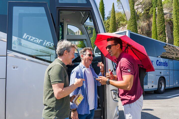 Montserrat Full Day by Cogwheel Train with Monks' Liquor Tasting and Bages Castle Winery (9/12)