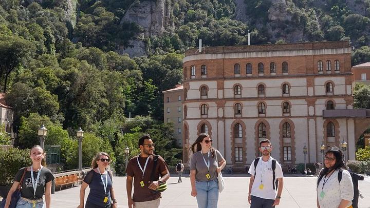 Montserrat Small-Group Coach Trip from Barcelona with Rack Railway and Sommelier Tasting (3/10)