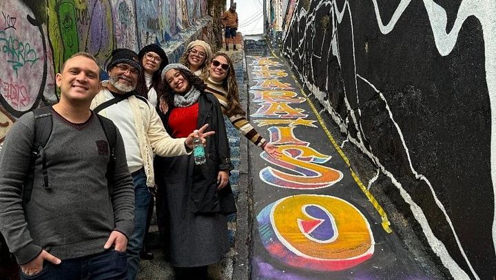 Valparaiso Hill Walk and Casablanca Valley Wine Tasting from Santiago (3/9)