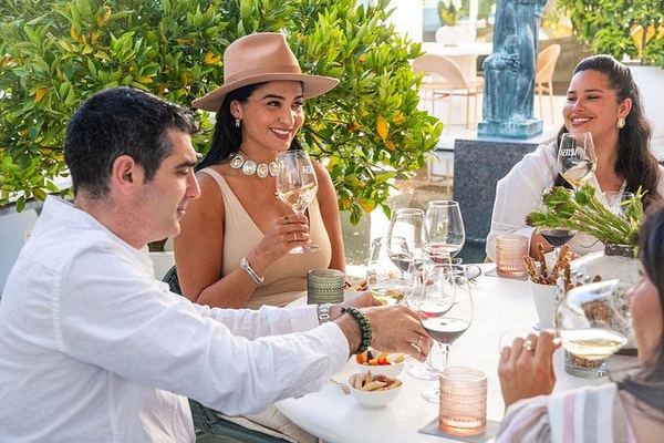 Small-Group Napa and Sonoma Wine Tour: Artesa, Jacuzzi Family Vineyards, Sonoma Plaza