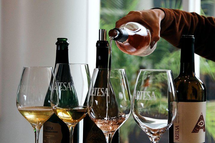 Small-Group Napa and Sonoma Wine Tour: Artesa, Jacuzzi Family Vineyards, Sonoma Plaza (12/12)