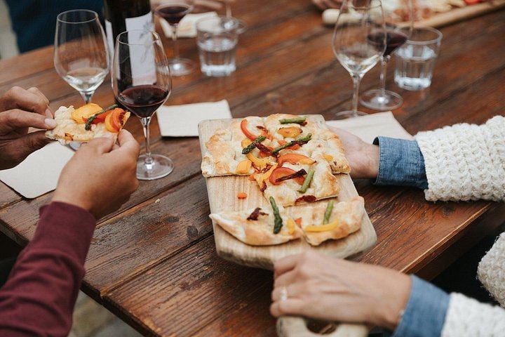 Small-Group Napa and Sonoma Wine Tour: Artesa, Jacuzzi Family Vineyards, Sonoma Plaza (6/12)