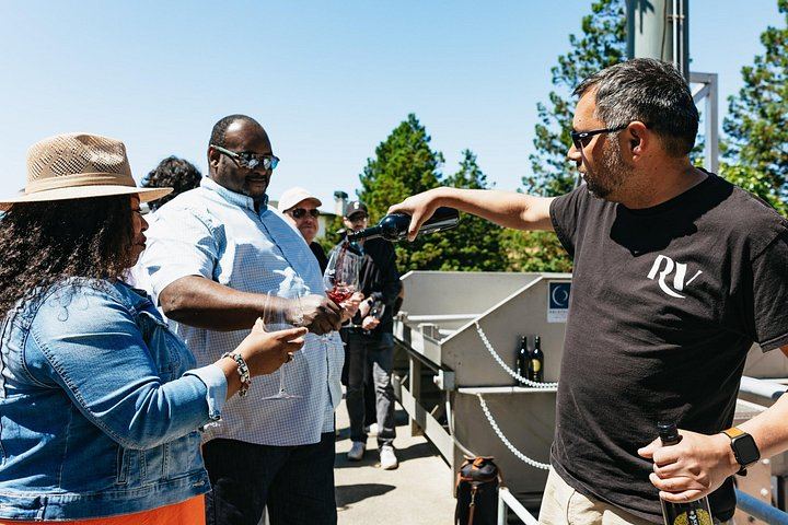 Gray Line Full-Day Napa and Sonoma Wine Country Tour from San Francisco (10/12)