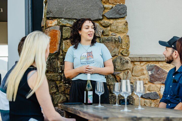 Small-Group Hunter Valley Wine Tour from Newcastle with Distillery and Lunch Stop (6/12)