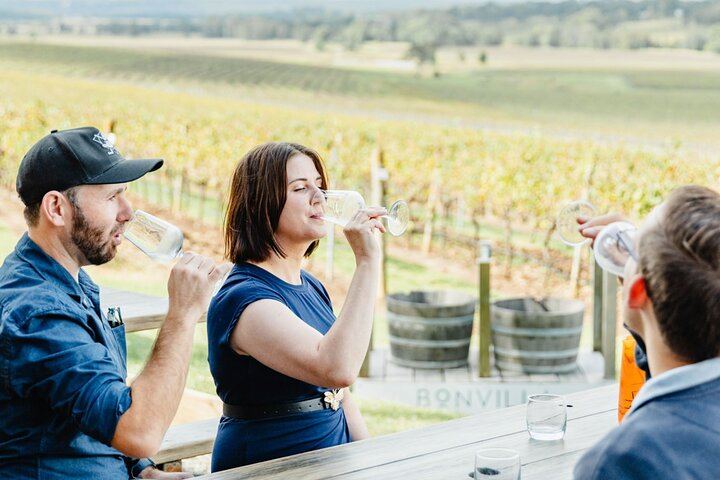 Small-Group Hunter Valley Wine Tour from Newcastle with Distillery and Lunch Stop (5/12)