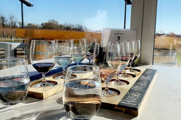 Niagara-on-the-Lake Small Group Wine Tasting: 3 Wineries, Morning or Afternoon