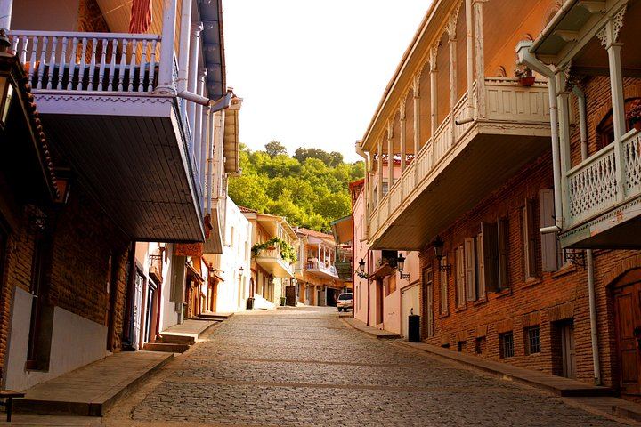 Fully Private Full-Day Kakheti Tour: Sighnaghi, Bodbe and Khareba Wine Tunnel (11/12)