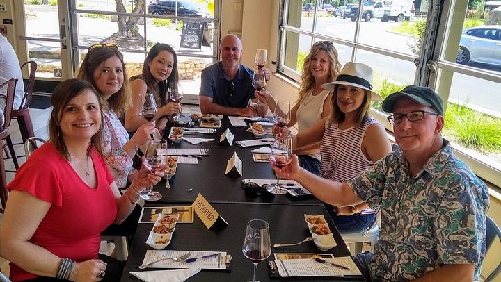 Healdsburg Original Wine and Food Pairing Guided Walking Tour, 4 Hours (3/12)