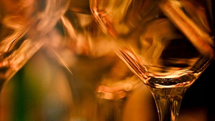 Nice Organic Wine Tasting in an Urban Warehouse, Libération District, with a Wine Expert (3/5)
