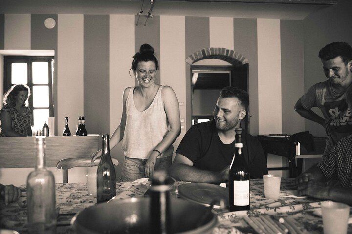 Organic Wine Tasting and Cellar Tour at a Family Winery in Diano d'Alba (4/5)