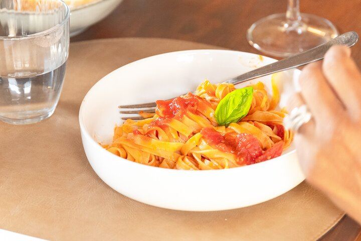 Private Chianti and San Gimignano Day Trip by Minivan with Farm Lunch and Wine Tasting (4/12)