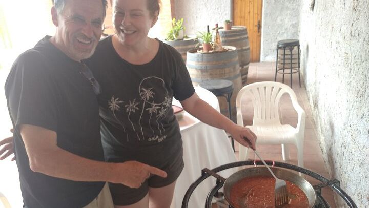 Sitges Paella Class, Alt Penedès Bike Ride and Cava Winery Visit with Hotel Pickup (4/8)