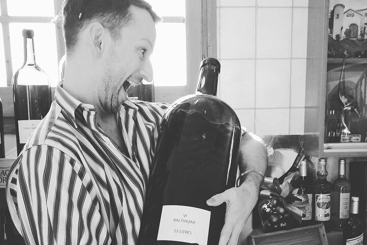 Sitges Paella Class, Alt Penedès Bike Ride and Cava Winery Visit with Hotel Pickup (6/8)
