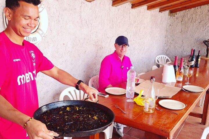 Sitges Paella Class, Alt Penedès Bike Ride and Cava Winery Visit with Hotel Pickup (5/8)