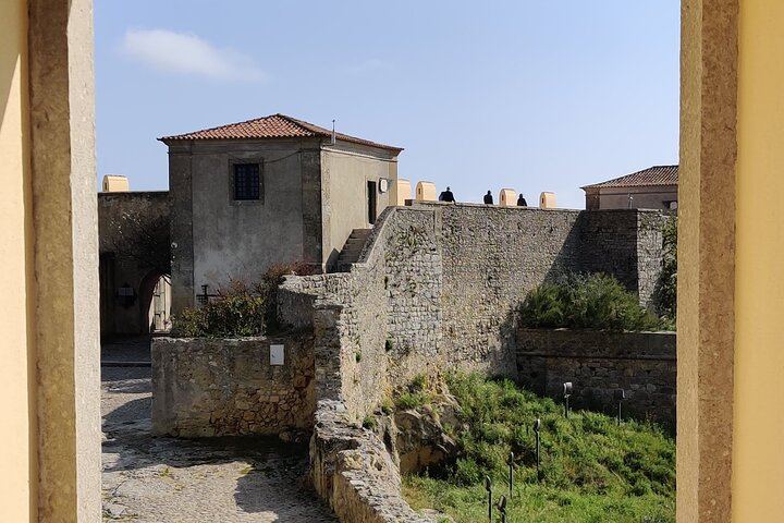 Private Sightseeing Day from Lisbon: Arrábida, Cabo Espichel, Sesimbra and Azeitão Wine (3/12)