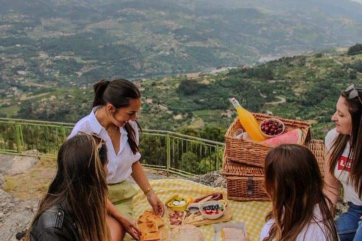 Douro Day with Two Local Brothers: Manor House Lunch, Olive Oil Mill and Port Boat Cruise (6/12)