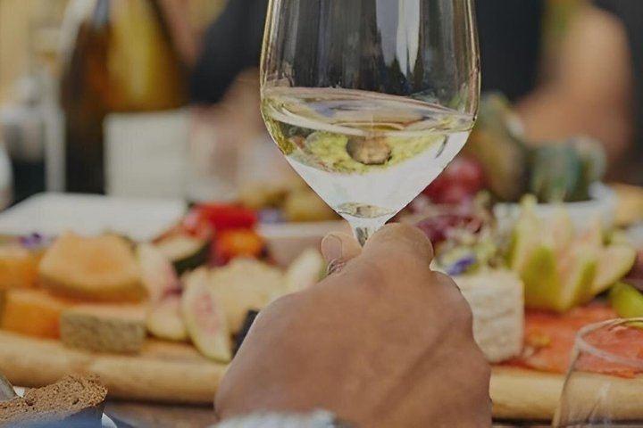 Picton Cruise Shore Excursion: Four Family-Run Marlborough Wineries by Minibus (11/12)
