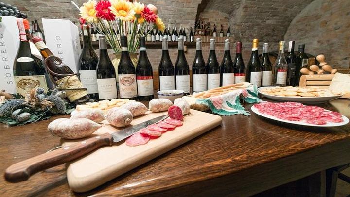 Castiglione Falletto Family Winery Tour: Barolo, Barbaresco and Seven Wines (1/12)