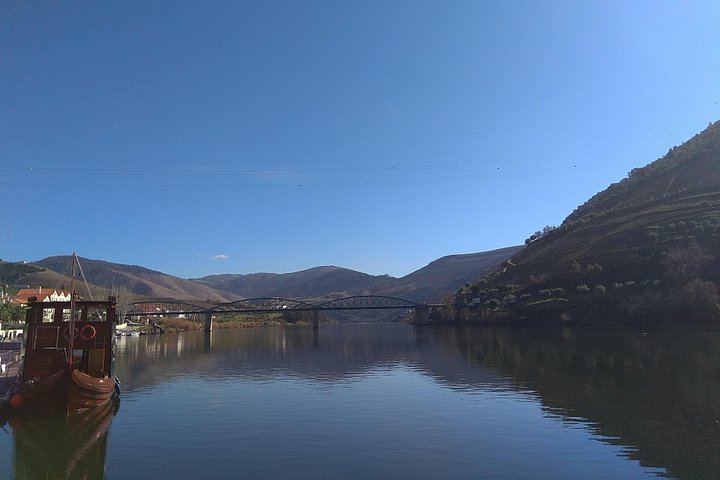Douro Valley Day Tour from Porto: Amarante, Sabrosa, Rabelo Boat, Wine Tasting, Lunch (7/12)