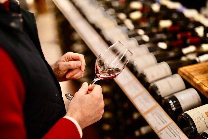 Pinot Noir Masterclass in Dijon: Village to Grand Cru Wine Tasting with a Burgundy Expert (5/12)