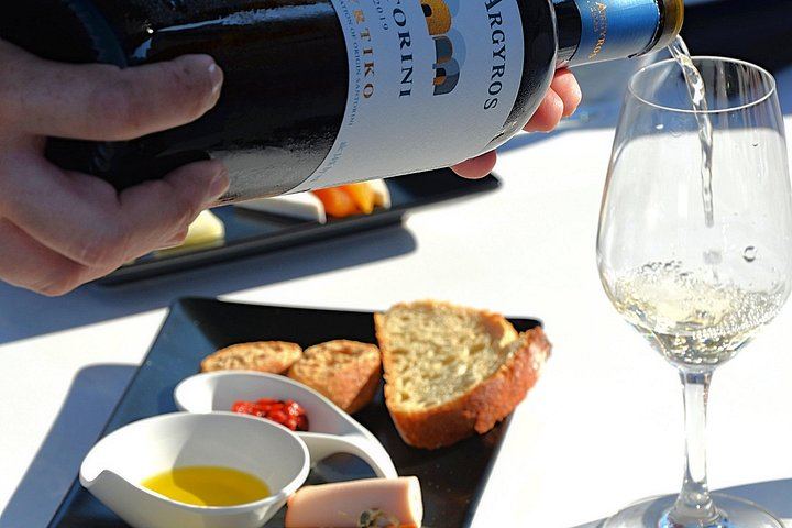 Santorini Seated Lunch: 6 Volcanic Wines, 6 Paired Dishes, Artemis Karamolegos (1/12)