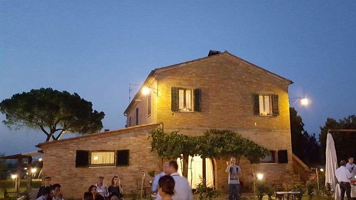 Vespa Ride for Couples in Tuscany: Val d'Orcia or Lake Trasimeno, then Winery Lunch (2/4)