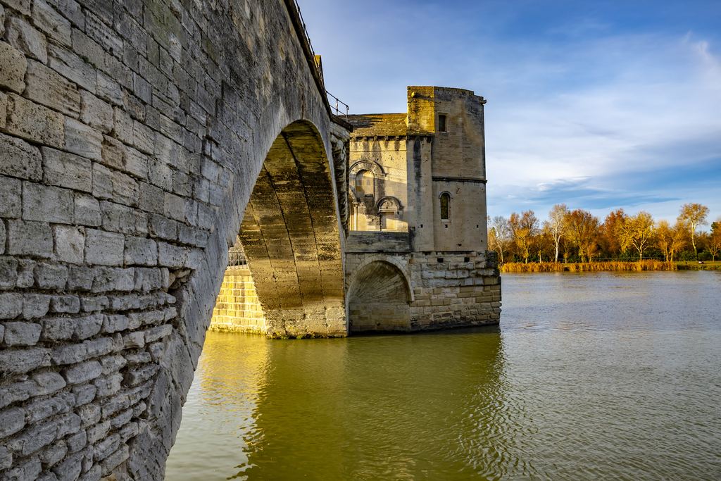 The Pont d'Avignon arch over the Rhône