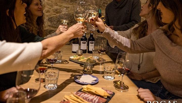Poças Family Winery Visit in Porto: Tawny Port Tasting with Pastel de Nata (1/9)