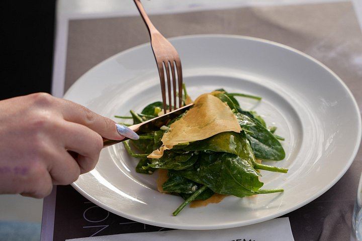 Santorini Seated Lunch: 6 Volcanic Wines, 6 Paired Dishes, Artemis Karamolegos (8/12)